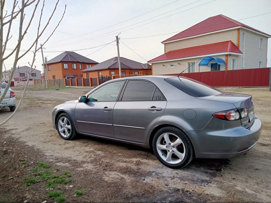 Автомобиль Мазда 6 рестайлинг.