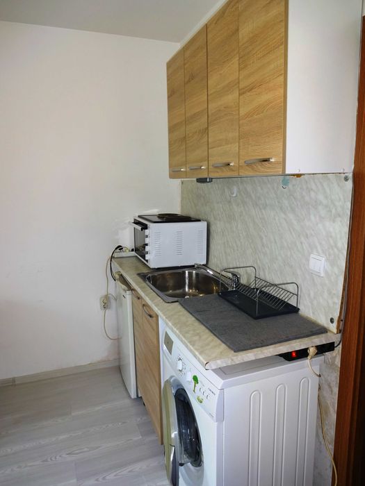 Дава се под наем Едностаен апартамент в Варна, Левски - 30 кв.м за 214.2 € - Снимка #3