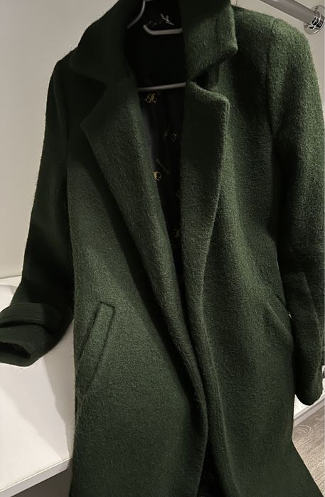 Пальто шерстяная
