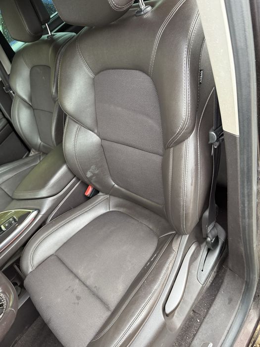 Interior din piele cu textil 7 locuri Renault Espace 2016