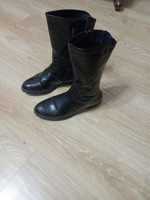 Женские сапоги. Натуралльная кожа