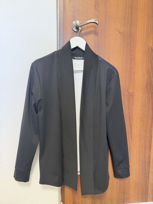 Bluza cu model deosebit pe spate S-M