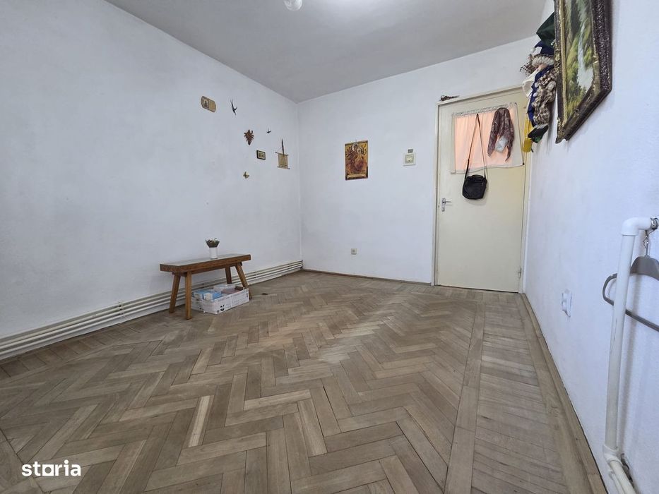 Apartament 3 camere, Aviatie, stradal cu balcon