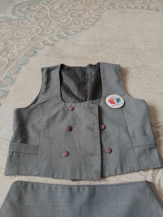 Продается школьная форма