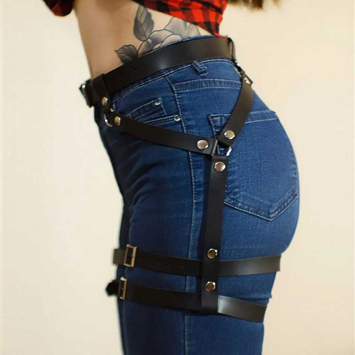 Кожен колан харнес за крака, халки и катарами, сексуално облекло,