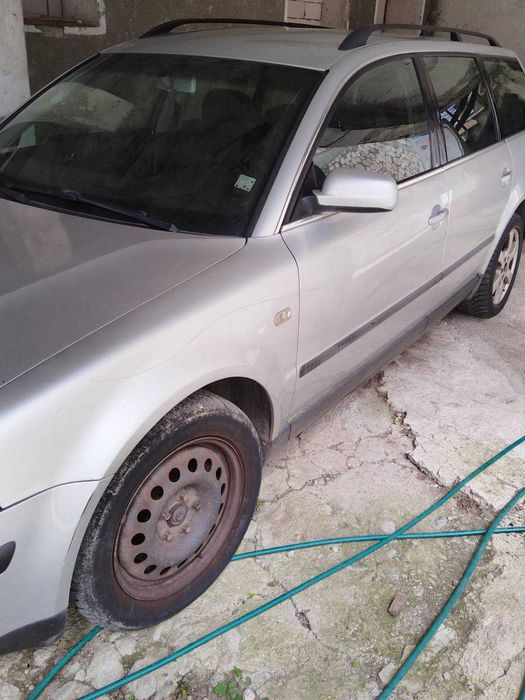 Автомобил на части