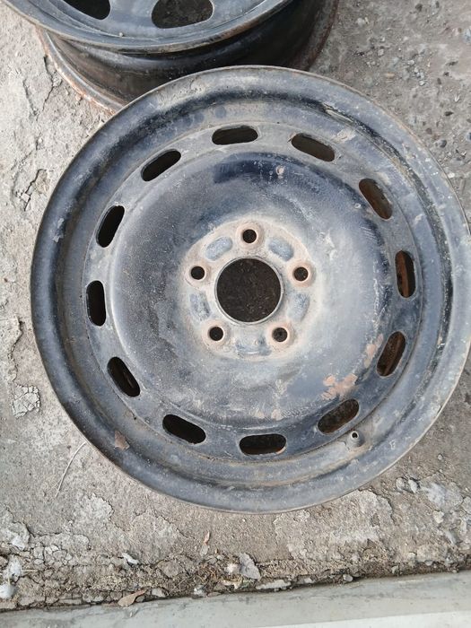 Продам диски + резина в подарок