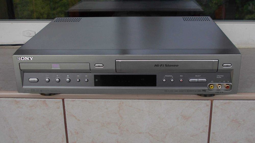 dvd vcr second hand si noi de vanzare • Anunturi • OLX.ro