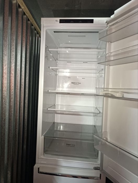 Продам Холодильник LG стиралка Samsung