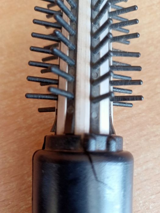 Электрорасчёска для укладки волос