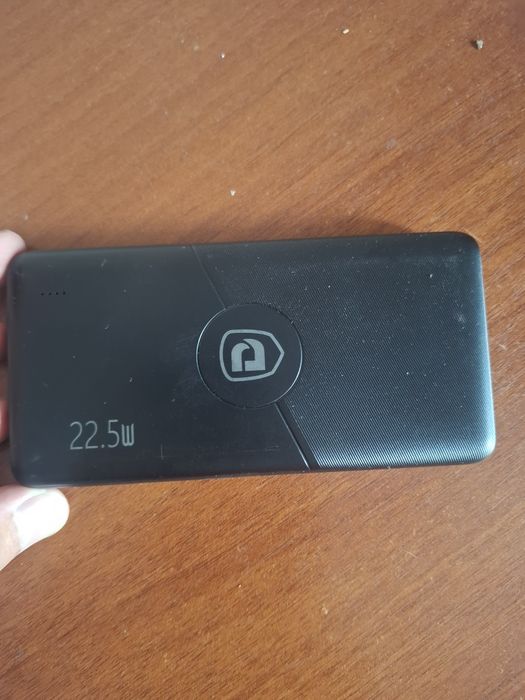 Powerbank sotiladi