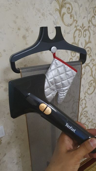 Продам Отпариватель Tefal