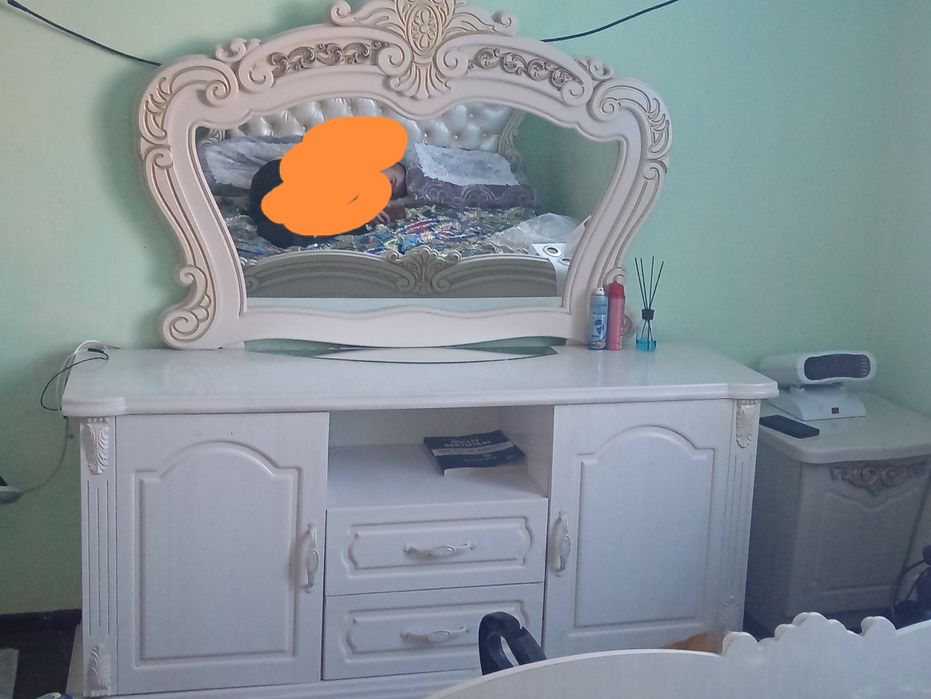 Spanli garnitur yangi