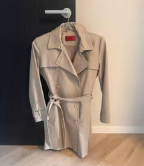 Тренчкот Hugo Boss