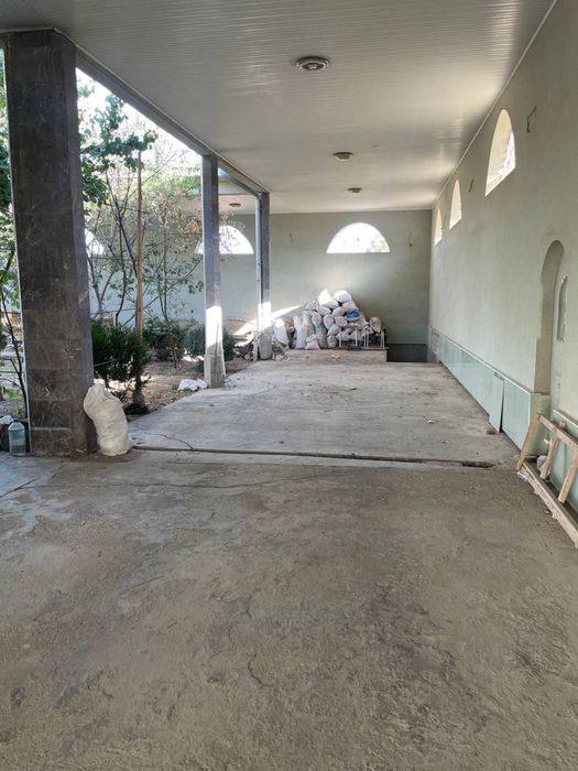 5,5 sotik quruq er sotiladi otel dom uchun zor.