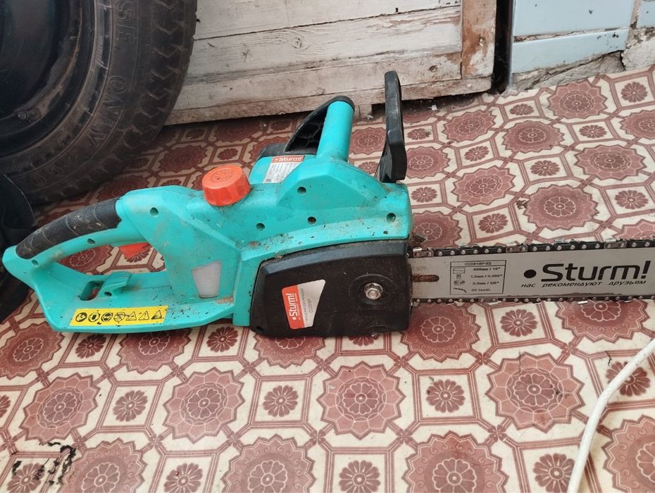 Продам цепную пилу