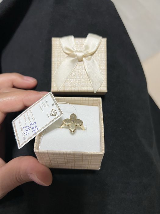 Золотое кольцо Без камней - 2,28 грамм