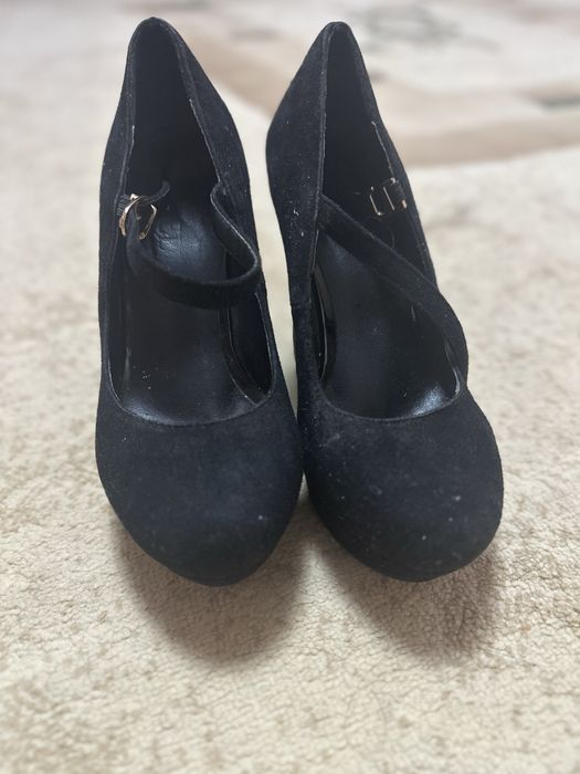 Продам туфли женские