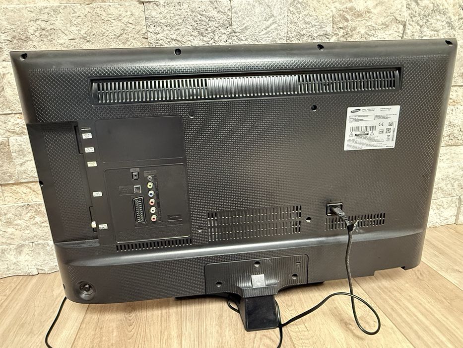 Samsung UE32J4100 LED TV 32” (80 cm) HDMI USB – stare bună.