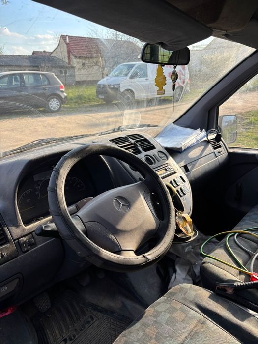 Vand mercedes vito 2002 2.2d sau la cerere mai mare se dezmembrează
