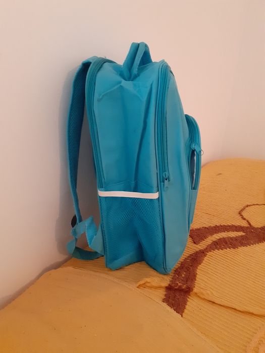 ghiozdan pt copii si adultii