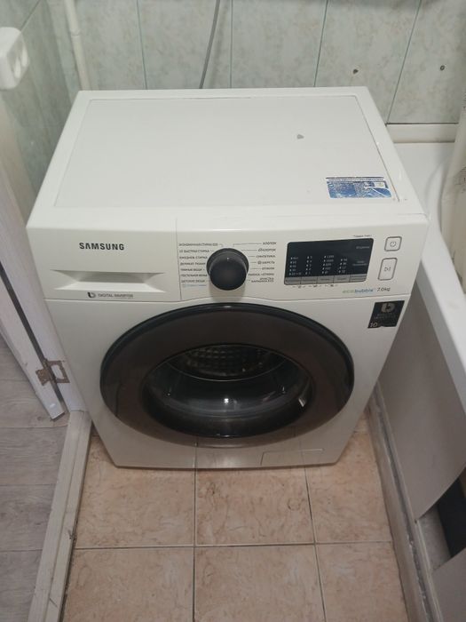 Продам стиральную машину