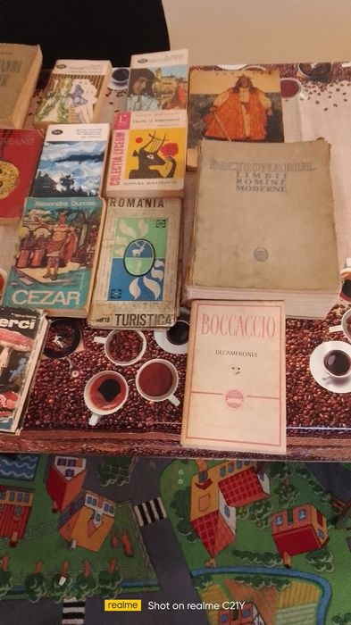 Cărți vechi și mai noi