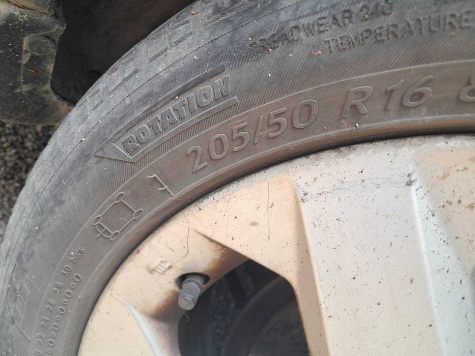 Opel Astra Bertone, Zafira, Vectra, roti pe 16 cu jante de aliaj in 5 prezoane
