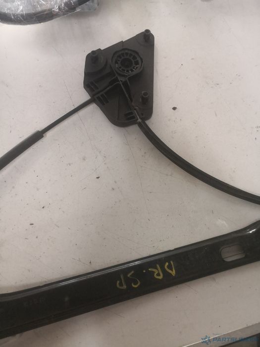 Macara Geam Electric Dreapta Spate Skoda Rapid Ii (Nh3) [ 2012 - > ]