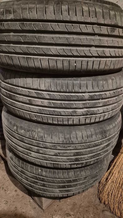 Гуми и джанти за автомобили