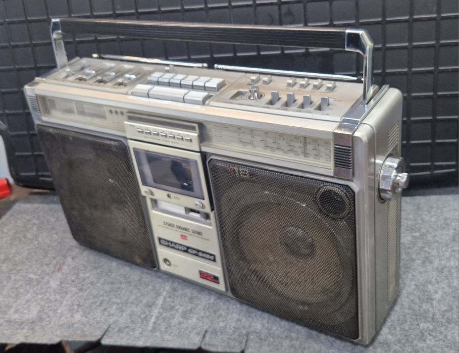 Радиокасетофон SHARP GF9494