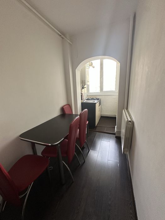 Garsonieră modernă de închiriat – zonă liniștită, mobilată și utilată