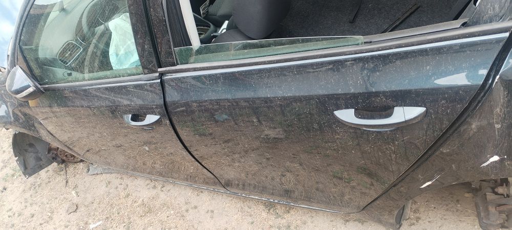 DEZMEMBREZ GOLF 6  16 disel mai multe informaţii la telefon