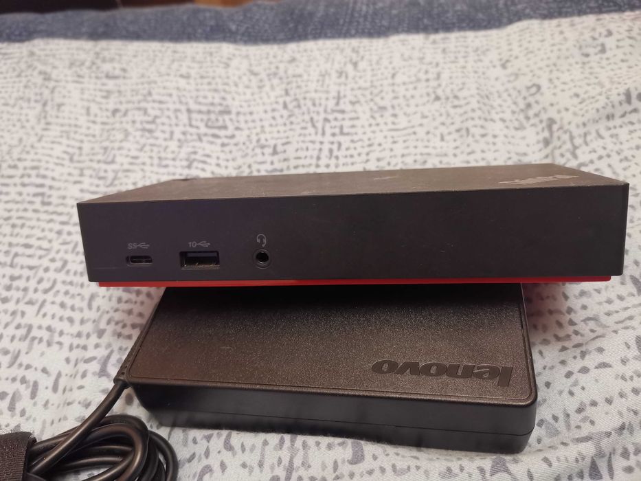 Lenovo Dock ThinkmPad USB-C Gen2 fuctional si cu incarcator