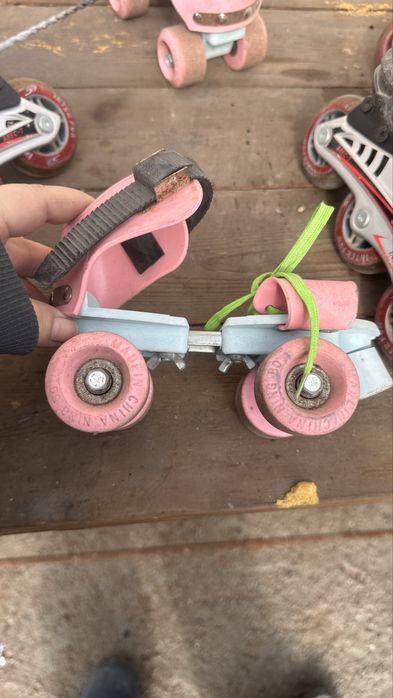 Отдам ролики 3 пары