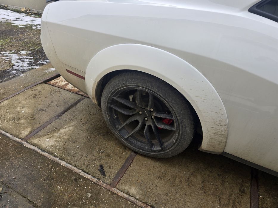 Dodge challenger Srt Hellcat пакет