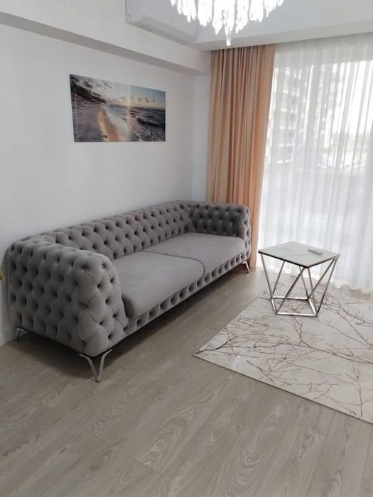 Vand apartament cu doua camere