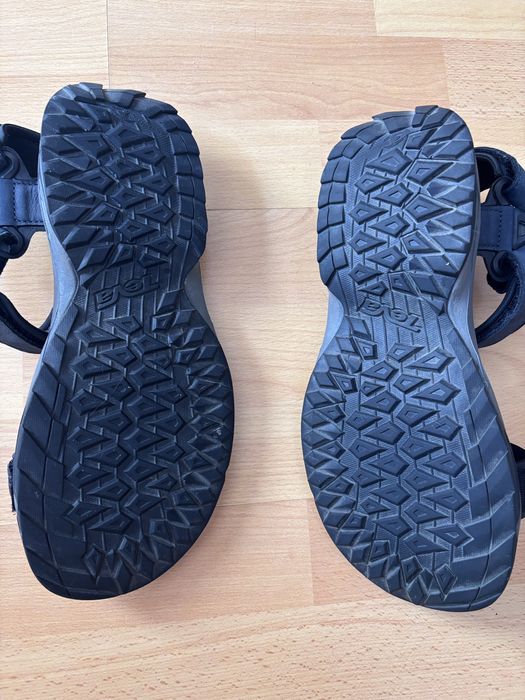 Sandale Teva Terra Fi Lite Leather , masura 44,5, piele intoarsa, stare foarte buna