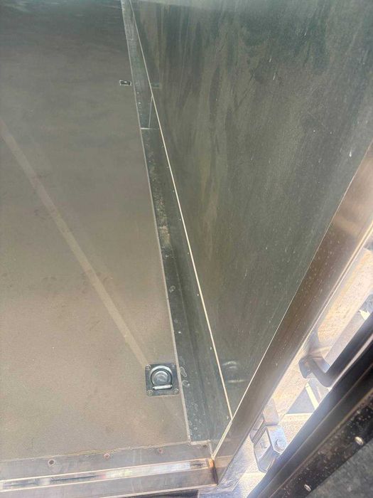 Изотермический фургон на базе Hyundai Mighty EX8