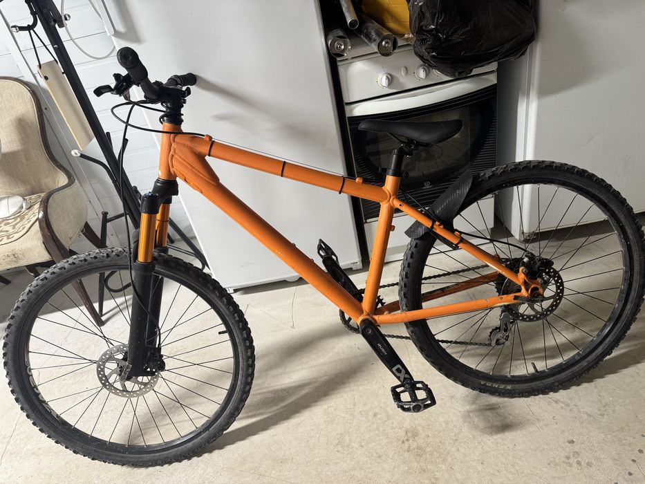 Продам MTB/Dirt велосипед в отличном состоянии.