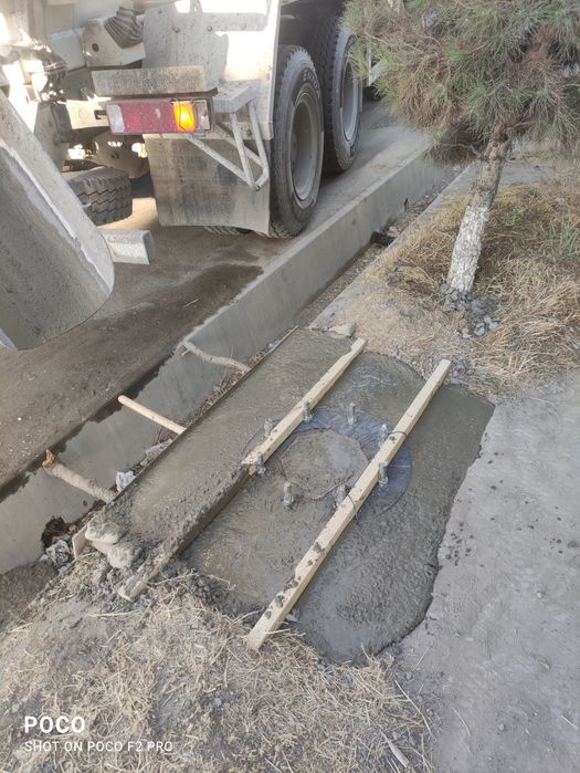 Опоры освещения (Столбы) фонарный для освещения улиц