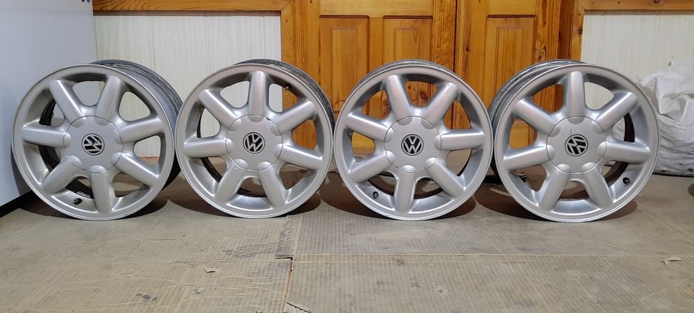 Диск на голфь и пассат