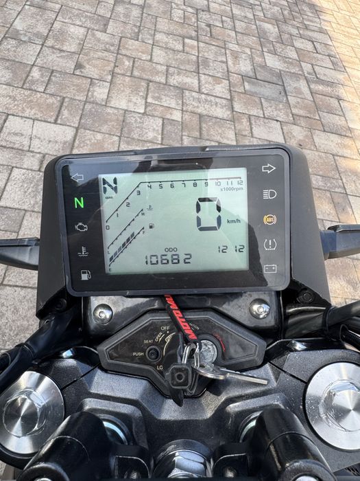 Zontes G125 A1 (nu yamaha yzf, nu honda cbr cb, nu ktm duke rc)