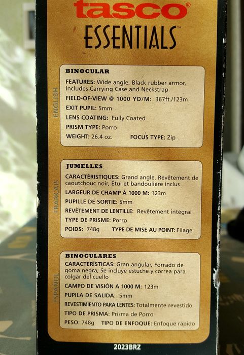 Бинокль Tasco Essentials