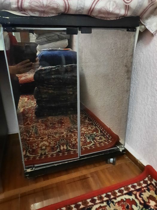 Подставка для телевизора