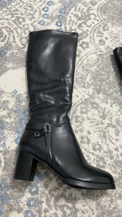 Продам женская обувь 39