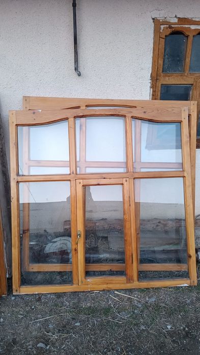 Деревянные окна на продажу