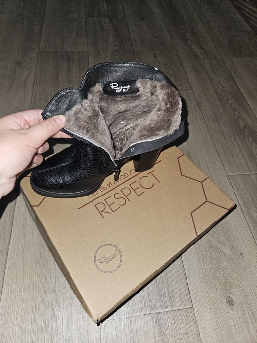 Продам зимние сапоги