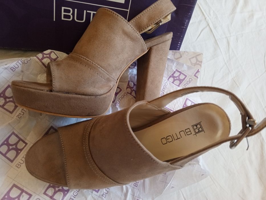 Женская обувь...