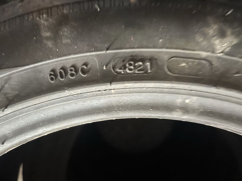 Чисто нови летни гуми 4 бр Нокйан 215.45.16